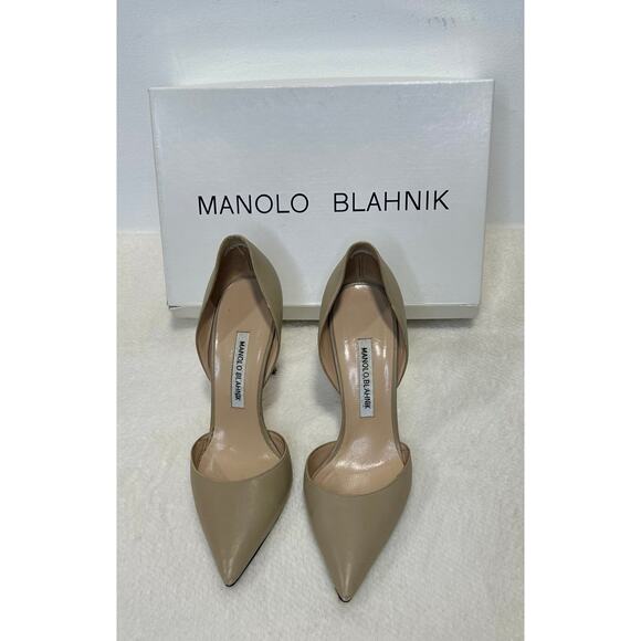 Manolo Blahnik Women Beige Pointed Toe D’Orsay Heels - Picture 2 of 8
